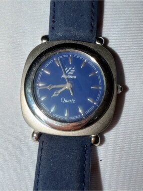 Vintage Asiana Airlines Blue Quartz Promo Wrist Watch New Battery Needed